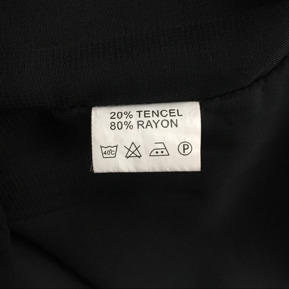 •From PARIS• Pretty black dress with lace - Picture 6 of 8